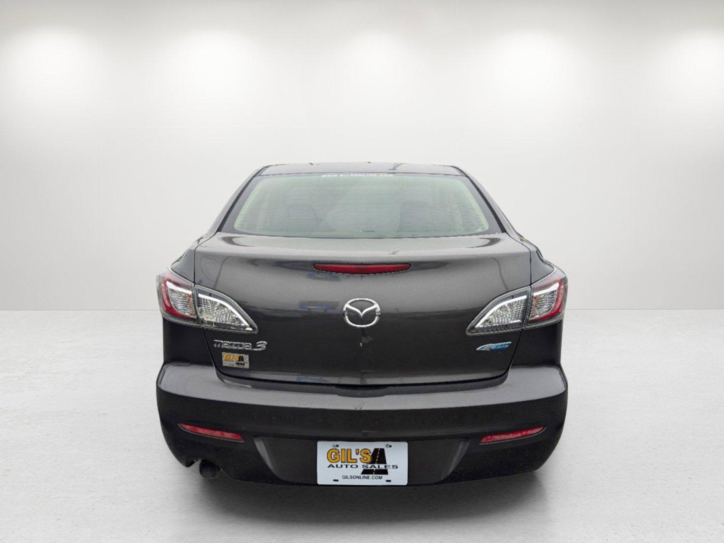 2012 /Black Mazda Mazda3 i Touring (JM1BL1V84C1) with an Gas I4 2.0L/122 engine, 6-Speed Automatic transmission, located at 804 22nd Ave, Phenix City, AL, 36870, (334) 297-1860, 32.484749, -85.024475 - 2012 Mazda Mazda3 i Touring - Photo#5