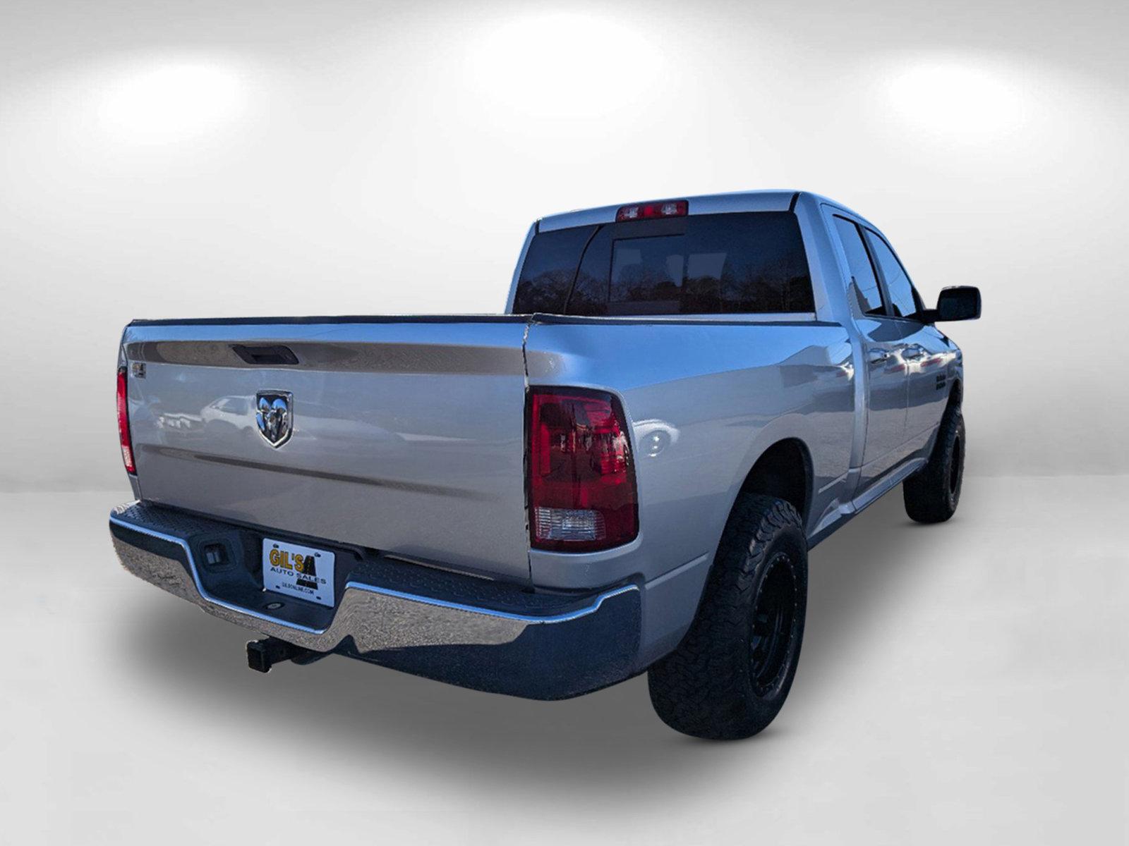 2014 /Diesel Gray/Black Ram 1500 SLT (1C6RR7GT8ES) with an Regular Unleaded V-8 5.7 L/345 engine, 8-Speed Automatic w/OD transmission, located at 3959 U.S. 80 W, Phenix City, AL, 36870, (334) 297-4885, 32.469296, -85.135185 - 2014 Ram 1500 SLT - Photo#10