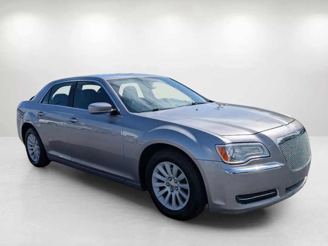 2014 /Black Chrysler 300 (2C3CCAAG5EH) with an Other engine, located at 3959 U.S. 80 W, Phenix City, AL, 36870, (334) 297-4885, 32.469296, -85.135185 - **Experience the Perfect Blend of Style and Comfort with the 2014 Chrysler 300 at Gils Auto!**<br /> <br /> Are you in the market for a sophisticated sedan that effortlessly combines luxury with practicality? Look no further than this stunning 2014 Chrysler 300, available now at Gils Auto in Phenix - Photo#3