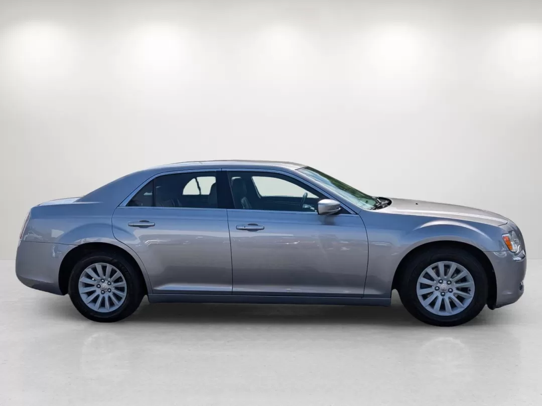 2014 /Black Chrysler 300 (2C3CCAAG5EH) with an Other engine, located at 3959 U.S. 80 W, Phenix City, AL, 36870, (334) 297-4885, 32.469296, -85.135185 - **Experience the Perfect Blend of Style and Comfort with the 2014 Chrysler 300 at Gils Auto!**<br /> <br /> Are you in the market for a sophisticated sedan that effortlessly combines luxury with practicality? Look no further than this stunning 2014 Chrysler 300, available now at Gils Auto in Phenix - Photo#4