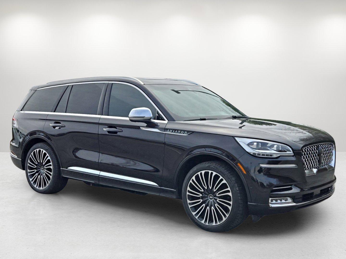 2020 Lincoln Aviator Black Label (5LM5J9XC2LG) with an Twin Turbo Premium Unleaded V-6 3.0 L/183 engine, 10-Speed Automatic w/OD transmission, located at 1430 Gateway Drive, Opelika, AL, 36801, (334) 239-0944, 32.637871, -85.409790 - 2020 Lincoln Aviator Black Label - Photo#2