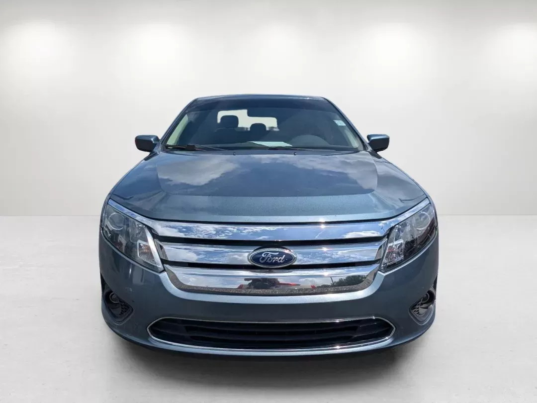 2011 Ford Fusion SE (3FAHP0HAXBR) with an Other engine, located at 3959 U.S. 80 W, Phenix City, AL, 36870, (334) 297-4885, 32.469296, -85.135185 - **Experience Everyday Adventures with the 2011 Ford Fusion SE at Gils Auto in Phenix City, AL!**<br /> <br /> Are you ready to elevate your daily drive? Whether you're commuting to work, running errands around Phenix City, or taking the family on weekend getaways, the 2011 Ford Fusion SE is the perf - Photo#1