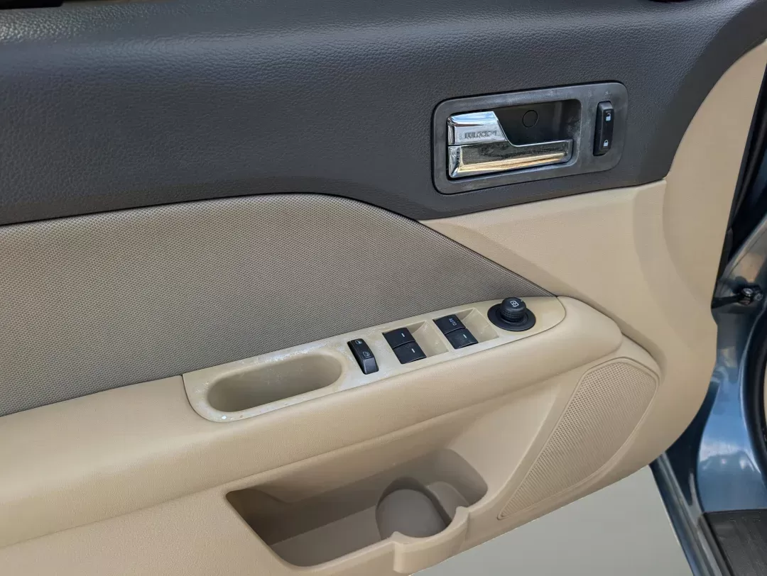 2011 Ford Fusion SE (3FAHP0HAXBR) with an Other engine, located at 3959 U.S. 80 W, Phenix City, AL, 36870, (334) 297-4885, 32.469296, -85.135185 - **Experience Everyday Adventures with the 2011 Ford Fusion SE at Gils Auto in Phenix City, AL!**<br /> <br /> Are you ready to elevate your daily drive? Whether you're commuting to work, running errands around Phenix City, or taking the family on weekend getaways, the 2011 Ford Fusion SE is the perf - Photo#8