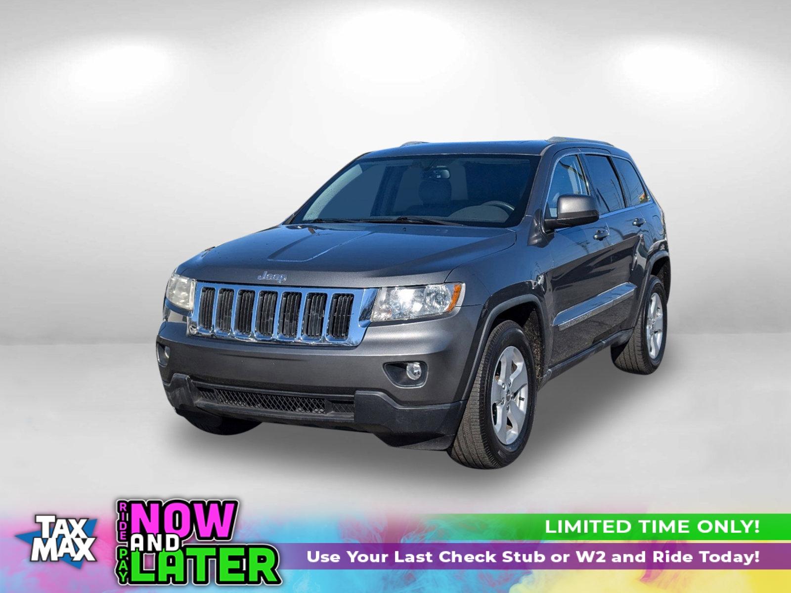 photo of 2011 Jeep Grand Cherokee Laredo