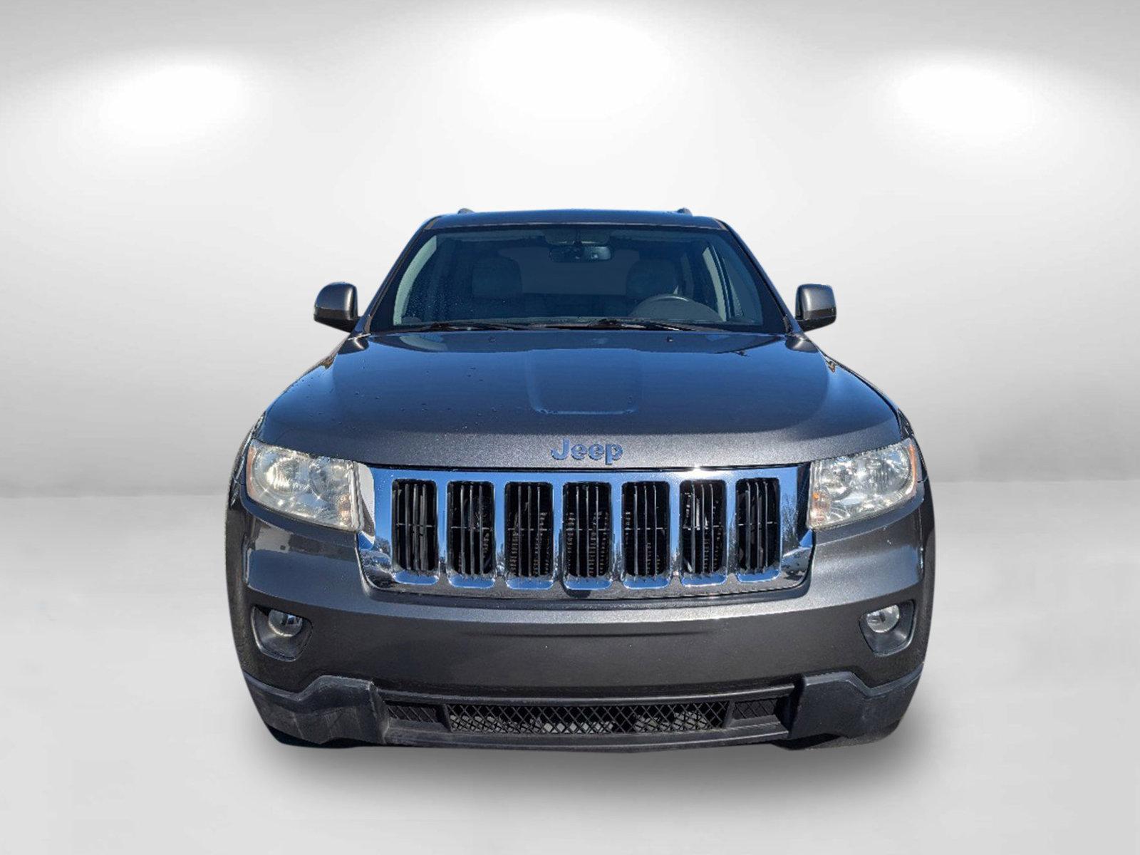 2011 /Dark Graystone/Medium Graystone Interior Jeep Grand Cherokee Laredo (1J4RS4GG8BC) with an Gas/Ethanol V6 3.6L/220 engine, 5-Speed Automatic transmission, located at 1430 Gateway Drive, Opelika, AL, 36801, (334) 239-0944, 32.637871, -85.409790 - 2011 Jeep Grand Cherokee Laredo - Photo#1