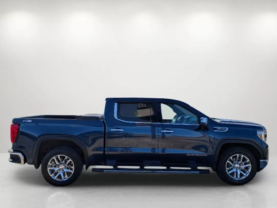 2019 /Dark Walnut/Slate GMC Sierra 1500 SLT (3GTU9DED6KG) with an Gas V8 5.3L engine, 8-Speed Automatic transmission, located at 7000 Northlake Connector, Columbus, GA, 31904, (706) 987-8085, 32.524975, -84.978134 - 2019 GMC Sierra 1500 SLT - Photo#3