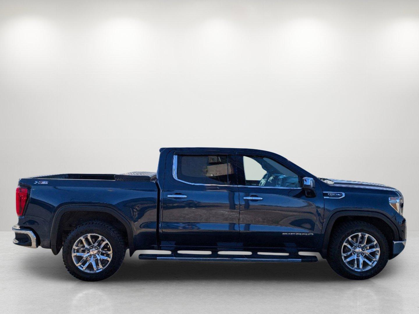 2019 /Dark Walnut/Slate GMC Sierra 1500 SLT (3GTU9DED6KG) with an Gas V8 5.3L engine, 8-Speed Automatic transmission, located at 3959 U.S. 80 W, Phenix City, AL, 36870, (334) 297-4885, 32.469296, -85.135185 - 2019 GMC Sierra 1500 SLT - Photo#3