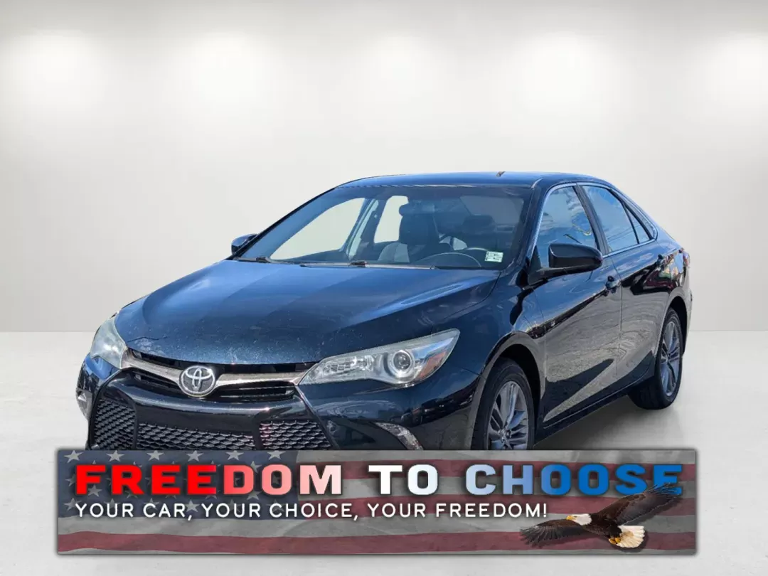 2016 Toyota Camry SE (4T1BF1FK7GU) with an Other engine, located at 1430 Gateway Drive, Opelika, AL, 36801, (334) 239-0944, 32.637871, -85.409790 - **Explore New Adventures with the 2016 Toyota Camry SE at Gils Auto Opelika!**<br /> <br /> Are you in the market for a reliable sedan that balances style, comfort, and performance? The 2016 Toyota Camry SE, available now at Gils Auto in Opelika, AL, is not just a car; it's the perfect companion fo - Photo#0