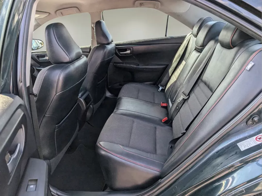 2016 Toyota Camry SE (4T1BF1FK7GU) with an Other engine, located at 1430 Gateway Drive, Opelika, AL, 36801, (334) 239-0944, 32.637871, -85.409790 - **Explore New Adventures with the 2016 Toyota Camry SE at Gils Auto Opelika!**<br /> <br /> Are you in the market for a reliable sedan that balances style, comfort, and performance? The 2016 Toyota Camry SE, available now at Gils Auto in Opelika, AL, is not just a car; it's the perfect companion fo - Photo#10