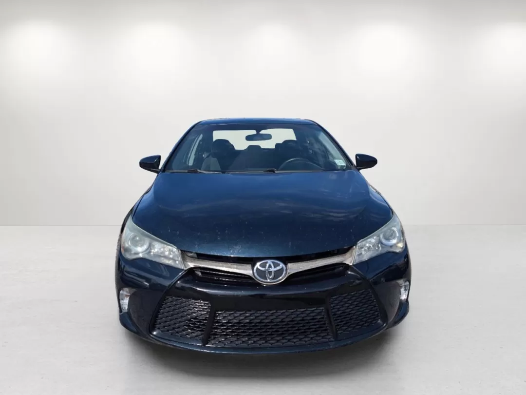 2016 Toyota Camry SE (4T1BF1FK7GU) with an Other engine, located at 3959 U.S. 80 W, Phenix City, AL, 36870, (334) 297-4885, 32.469296, -85.135185 - ### Elevate Your Daily Commute with the 2016 Toyota Camry SE from Gils Auto!<br /> <br /> Are you ready to transform your daily commute or weekend outings? The 2016 Toyota Camry SE is the perfect blend of comfort, efficiency, and style, making it an ideal choice for budget-conscious buyers and growi - Photo#1