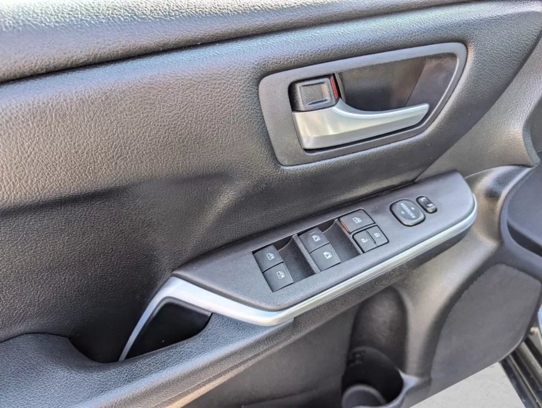 2016 Toyota Camry SE (4T1BF1FK7GU) with an Other engine, located at 3959 U.S. 80 W, Phenix City, AL, 36870, (334) 297-4885, 32.469296, -85.135185 - ### Elevate Your Daily Commute with the 2016 Toyota Camry SE from Gils Auto!<br /> <br /> Are you ready to transform your daily commute or weekend outings? The 2016 Toyota Camry SE is the perfect blend of comfort, efficiency, and style, making it an ideal choice for budget-conscious buyers and growi - Photo#8