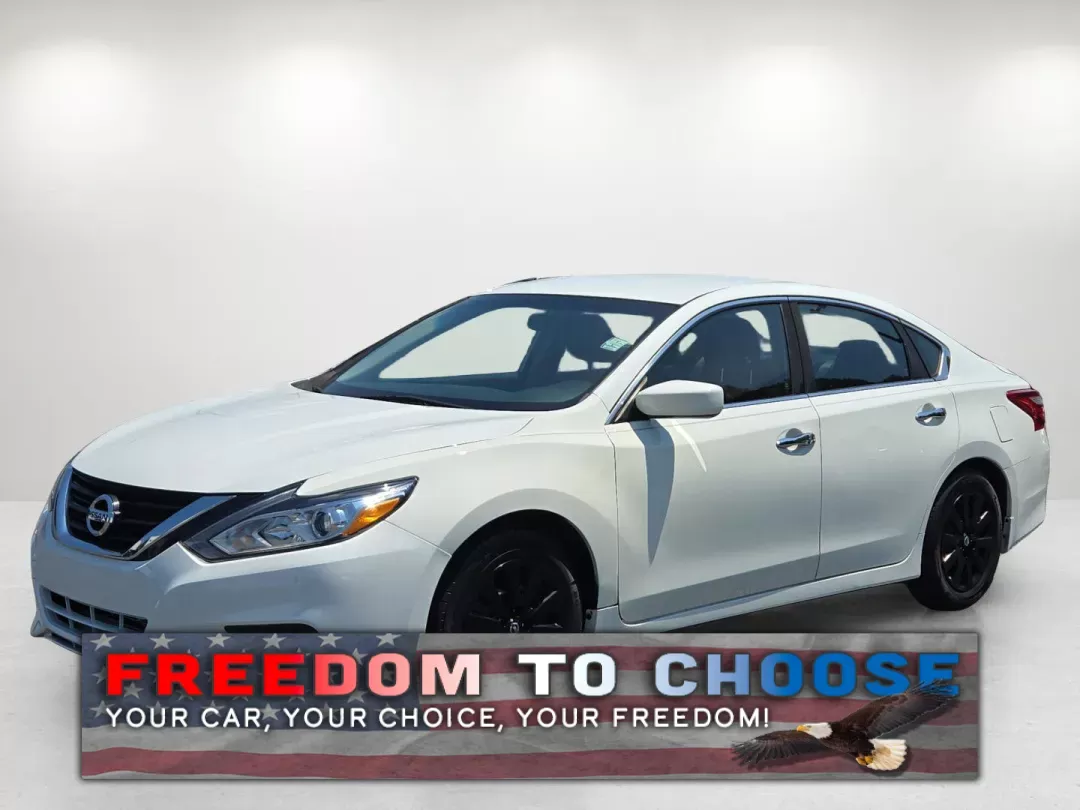 2017 /Charcoal Nissan Altima 2.5 S (1N4AL3AP8HN) with an Other engine, located at 1430 Gateway Drive, Opelika, AL, 36801, (334) 239-0944, 32.637871, -85.409790 - Ready for your next adventure? The 2017 Nissan Altima 2.5 S is the perfect sedan for those who value comfort, style, and reliability, making it an ideal choice for budget-conscious buyers and growing families alike. With spacious seating, advanced technology, and impressive fuel efficiency, this Alt - Photo#0