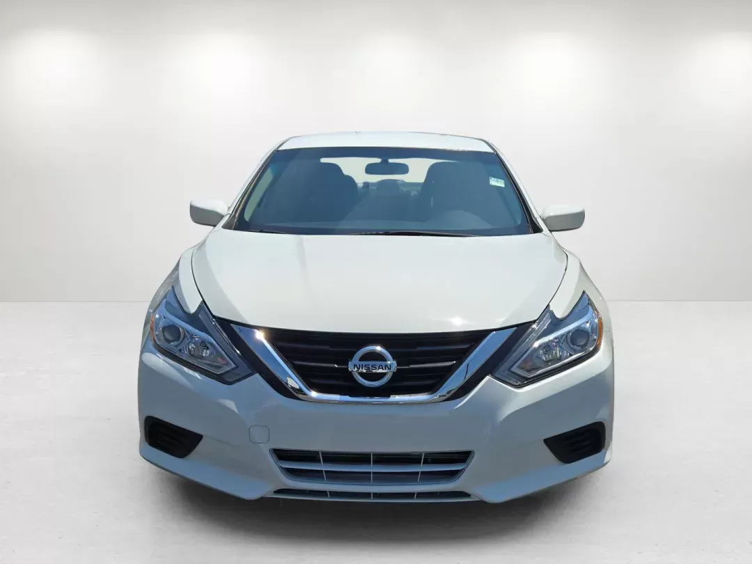 2017 /Charcoal Nissan Altima 2.5 S (1N4AL3AP8HN) with an Other engine, located at 1430 Gateway Drive, Opelika, AL, 36801, (334) 239-0944, 32.637871, -85.409790 - Ready for your next adventure? The 2017 Nissan Altima 2.5 S is the perfect sedan for those who value comfort, style, and reliability, making it an ideal choice for budget-conscious buyers and growing families alike. With spacious seating, advanced technology, and impressive fuel efficiency, this Alt - Photo#1