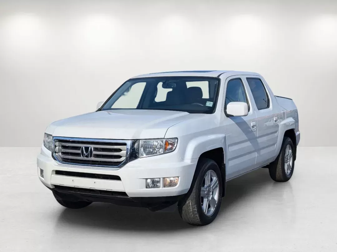 2014 Honda Ridgeline RTL (5FPYK1F50EB) with an Regular Unleaded V-6 3.5 L/212 engine, 5-Speed Automatic w/OD transmission, located at 521 Old Farm Lane Rd, Prattville, AL, 36066, (334) 325-1505, 32.482460, -86.416367 - 2014 Honda Ridgeline RTL - Photo#1