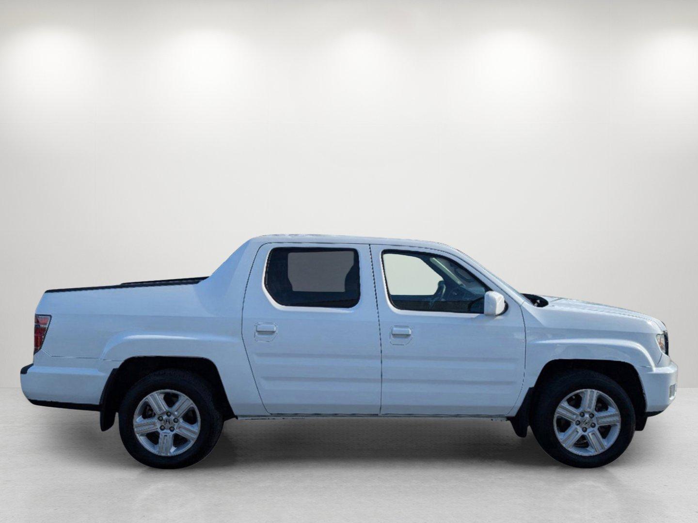 2014 Honda Ridgeline RTL (5FPYK1F50EB) with an Regular Unleaded V-6 3.5 L/212 engine, 5-Speed Automatic w/OD transmission, located at 804 22nd Ave, Phenix City, AL, 36870, (334) 297-1860, 32.484749, -85.024475 - 2014 Honda Ridgeline RTL - Photo#3