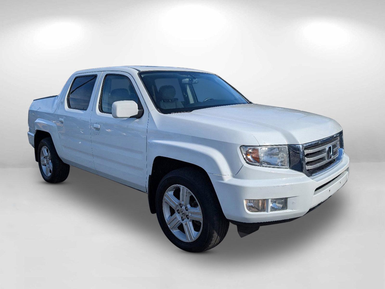 2014 Honda Ridgeline RTL (5FPYK1F50EB) with an Regular Unleaded V-6 3.5 L/212 engine, 5-Speed Automatic w/OD transmission, located at 3959 U.S. 80 W, Phenix City, AL, 36870, (334) 297-4885, 32.469296, -85.135185 - 2014 Honda Ridgeline RTL - Photo#5