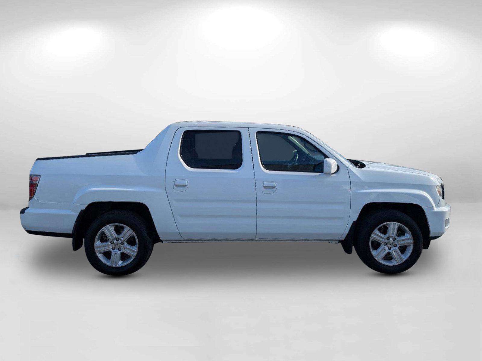 2014 Honda Ridgeline RTL (5FPYK1F50EB) with an Regular Unleaded V-6 3.5 L/212 engine, 5-Speed Automatic w/OD transmission, located at 3959 U.S. 80 W, Phenix City, AL, 36870, (334) 297-4885, 32.469296, -85.135185 - 2014 Honda Ridgeline RTL - Photo#6