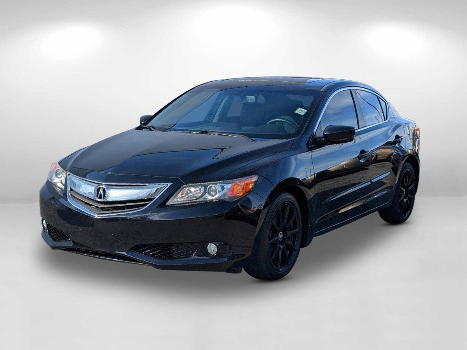 2013 Acura ILX Premium Pkg (19VDE1F54DE) with an Gas I4 2.0L/122 engine, 5-Speed Automatic w/Manual Shift transmission, located at 3959 U.S. 80 W, Phenix City, AL, 36870, (334) 297-4885, 32.469296, -85.135185 - 2013 Acura ILX Premium Pkg - Photo#5