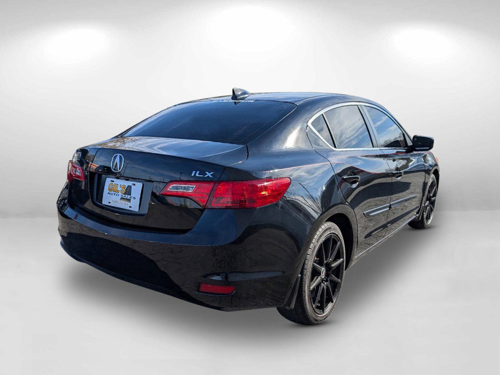 2013 Acura ILX Premium Pkg (19VDE1F54DE) with an Gas I4 2.0L/122 engine, 5-Speed Automatic w/Manual Shift transmission, located at 3959 U.S. 80 W, Phenix City, AL, 36870, (334) 297-4885, 32.469296, -85.135185 - 2013 Acura ILX Premium Pkg - Photo#9