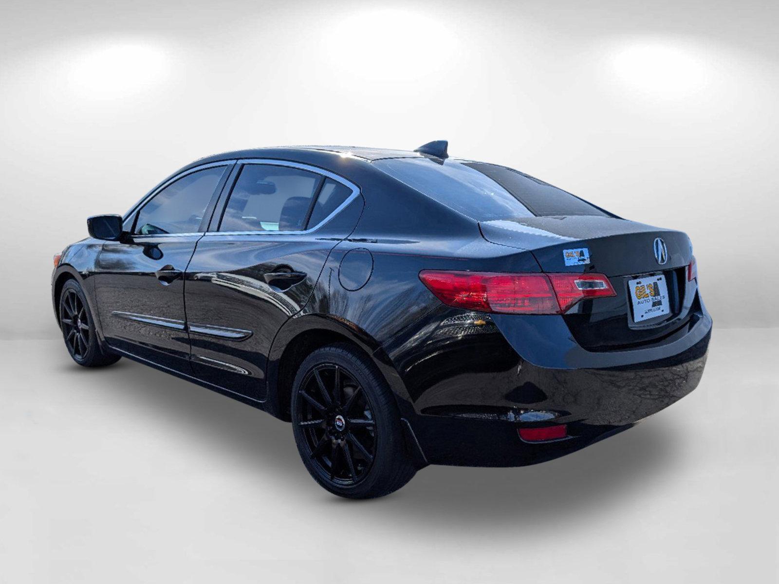 2013 Acura ILX Premium Pkg (19VDE1F54DE) with an Gas I4 2.0L/122 engine, 5-Speed Automatic w/Manual Shift transmission, located at 3959 U.S. 80 W, Phenix City, AL, 36870, (334) 297-4885, 32.469296, -85.135185 - 2013 Acura ILX Premium Pkg - Photo#11