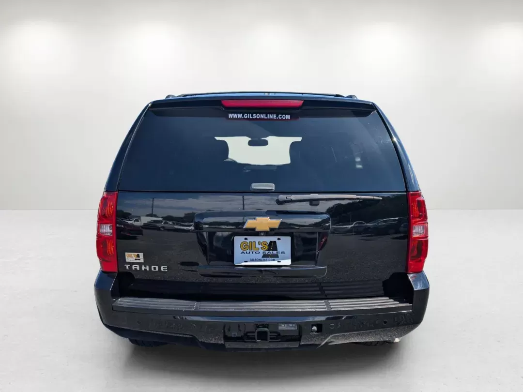 2014 /Ebony Chevrolet Tahoe LT (1GNSCBE07ER) with an Gas/Ethanol V8 5.3L/323 engine, 6-Speed Automatic transmission, located at 1430 Gateway Drive, Opelika, AL, 36801, (334) 239-0944, 32.637871, -85.409790 - 2014 Chevrolet Tahoe LT - Photo#5