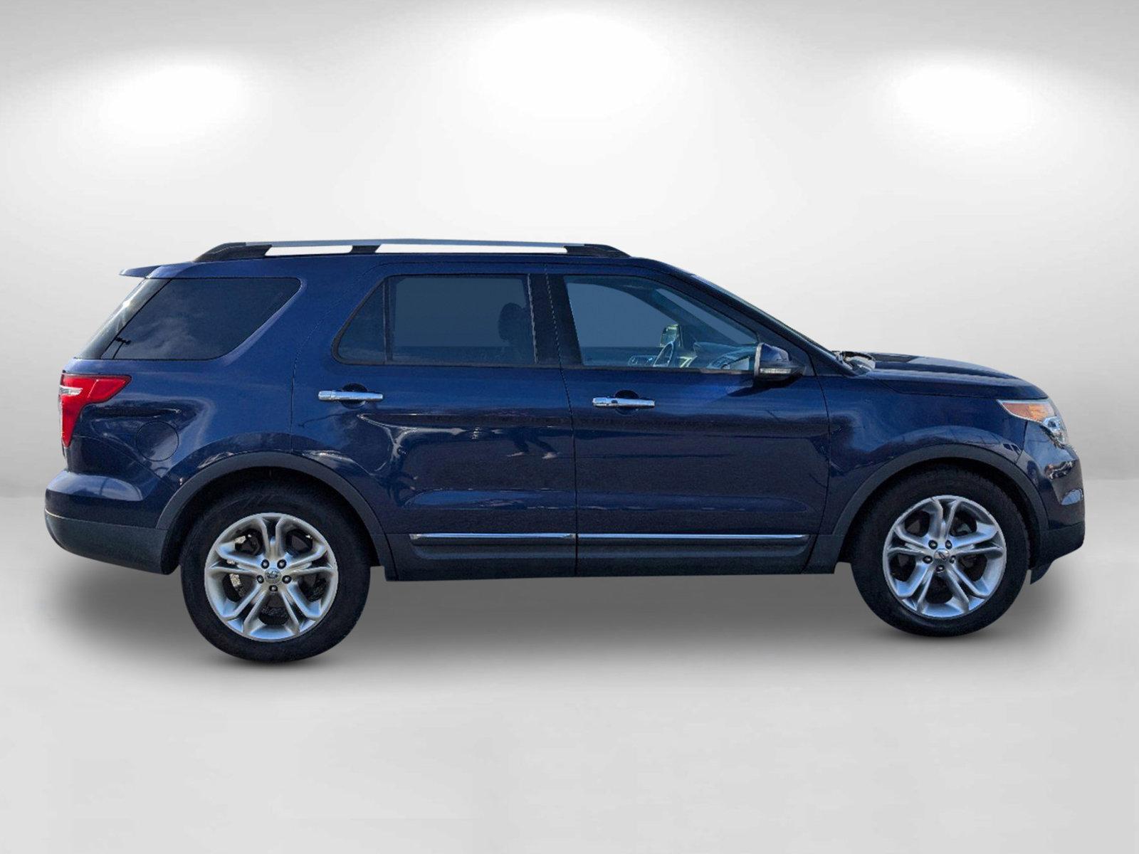 2011 Ford Explorer Limited (1FMHK7F89BG) with an Gas V6 3.5L/213 engine, 6-Speed Automatic w/OD transmission, located at 1430 Gateway Drive, Opelika, AL, 36801, (334) 239-0944, 32.637871, -85.409790 - 2011 Ford Explorer Limited - Photo#7