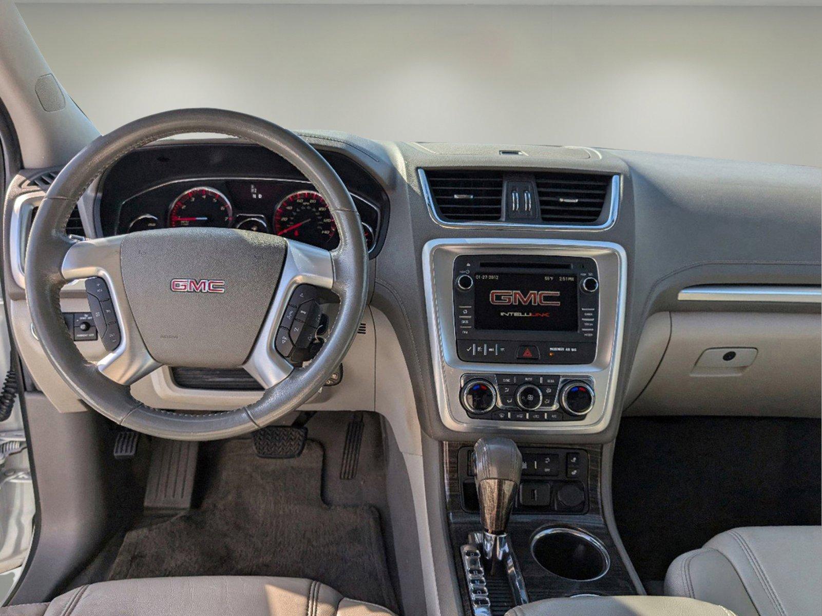 2016 /Light Titanium GMC Acadia SLT (1GKKRRKD1GJ) with an Gas V6 3.6L/217 engine, 6-Speed Automatic transmission, located at 3959 U.S. 80 W, Phenix City, AL, 36870, (334) 297-4885, 32.469296, -85.135185 - 2016 GMC Acadia SLT - Photo#11