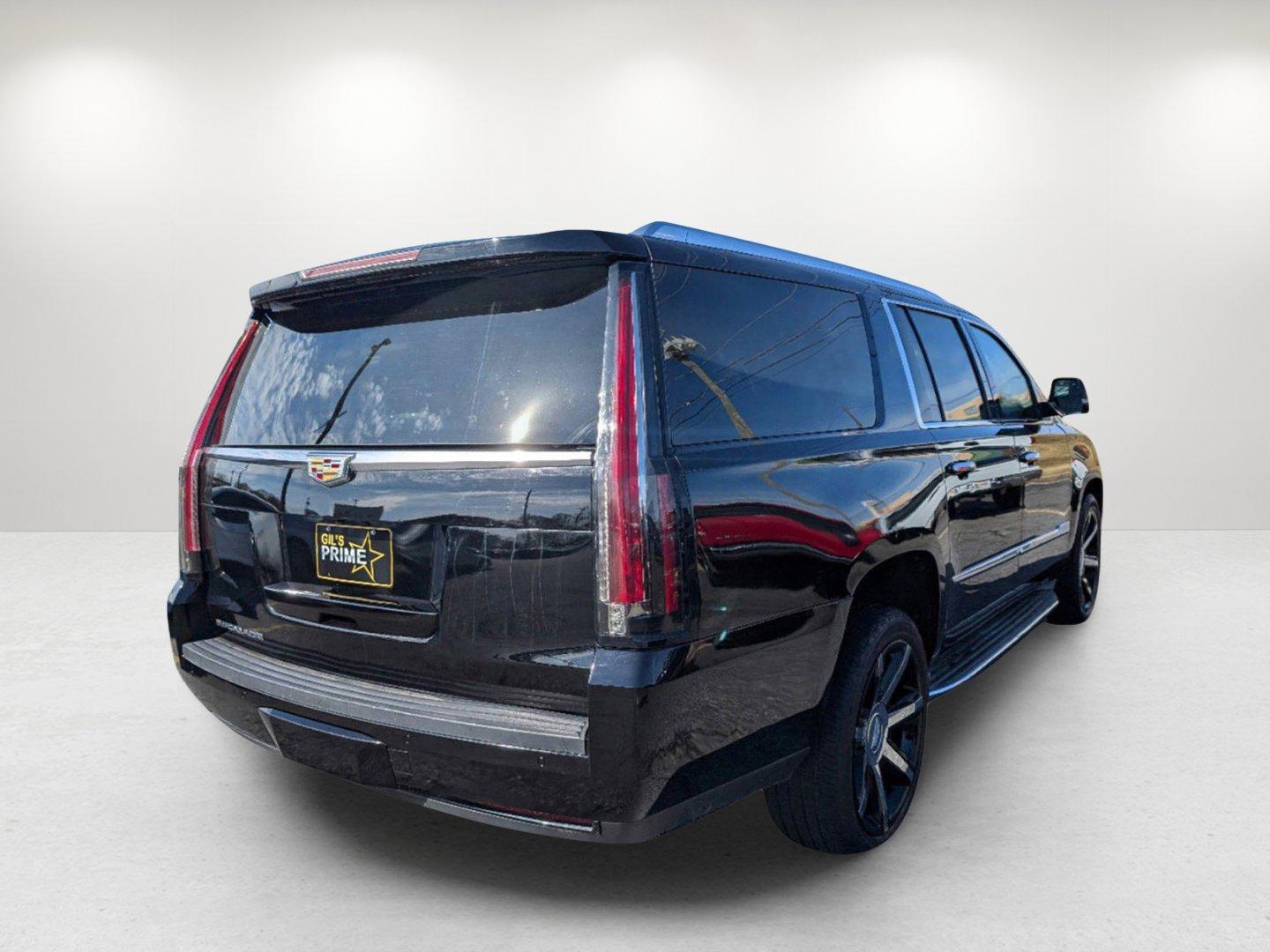 2016 /Jet Black Cadillac Escalade ESV Luxury Collection (1GYS4HKJ4GR) with an Gas V8 6.2L/376 engine, 8-Speed Automatic transmission, located at 521 Old Farm Lane Rd, Prattville, AL, 36066, (334) 325-1505, 32.482460, -86.416367 - 2016 Cadillac Escalade ESV Luxury Collection - Photo#4