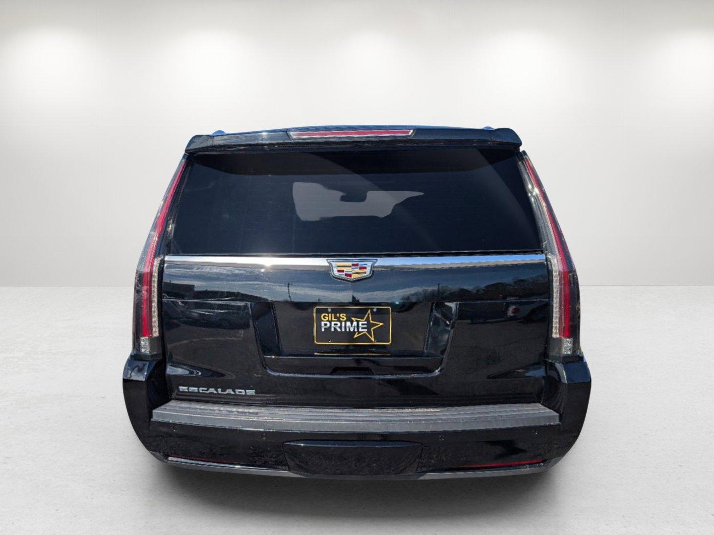 2016 /Jet Black Cadillac Escalade ESV Luxury Collection (1GYS4HKJ4GR) with an Gas V8 6.2L/376 engine, 8-Speed Automatic transmission, located at 521 Old Farm Lane Rd, Prattville, AL, 36066, (334) 325-1505, 32.482460, -86.416367 - 2016 Cadillac Escalade ESV Luxury Collection - Photo#5