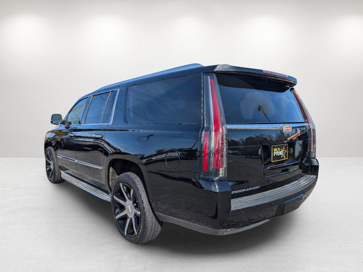 2016 /Jet Black Cadillac Escalade ESV Luxury Collection (1GYS4HKJ4GR) with an Gas V8 6.2L/376 engine, 8-Speed Automatic transmission, located at 521 Old Farm Lane Rd, Prattville, AL, 36066, (334) 325-1505, 32.482460, -86.416367 - 2016 Cadillac Escalade ESV Luxury Collection - Photo#6