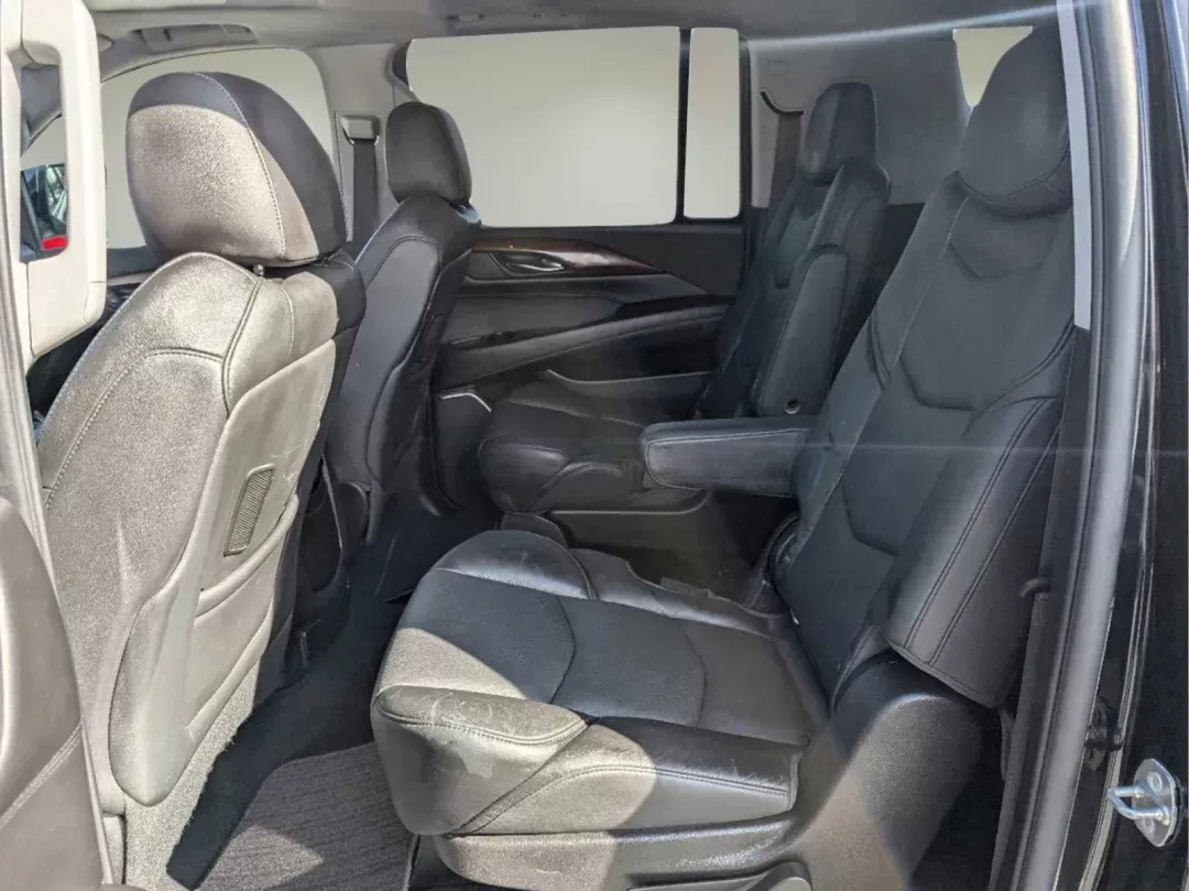 2016 /Jet Black Cadillac Escalade ESV Luxury Collection (1GYS4HKJ4GR) with an Gas V8 6.2L/376 engine, 8-Speed Automatic transmission, located at 521 Old Farm Lane Rd, Prattville, AL, 36066, (334) 325-1505, 32.482460, -86.416367 - 2016 Cadillac Escalade ESV Luxury Collection - Photo#10