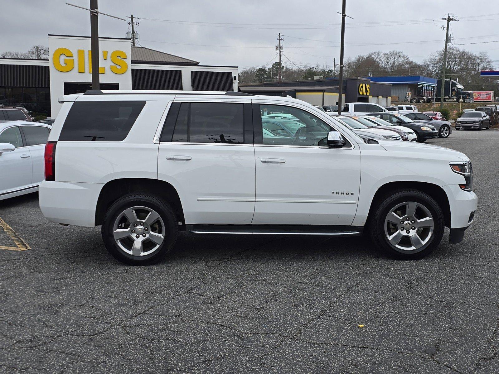 2017 /Jet Black Chevrolet Tahoe Premier (1GNSCCKC2HR) with an Gas/Ethanol V8 5.3L/325 engine, 6-Speed Automatic transmission, located at 3959 U.S. 80 W, Phenix City, AL, 36870, (334) 297-4885, 32.469296, -85.135185 - 2017 Chevrolet Tahoe Premier - Photo#3