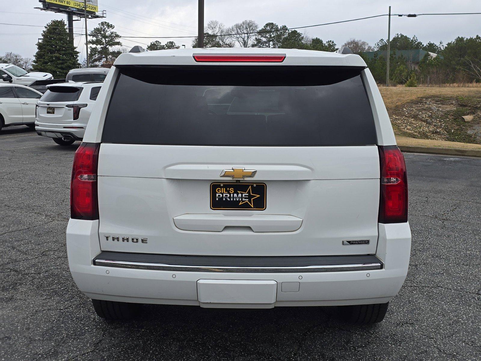 2017 /Jet Black Chevrolet Tahoe Premier (1GNSCCKC2HR) with an Gas/Ethanol V8 5.3L/325 engine, 6-Speed Automatic transmission, located at 3959 U.S. 80 W, Phenix City, AL, 36870, (334) 297-4885, 32.469296, -85.135185 - 2017 Chevrolet Tahoe Premier - Photo#5