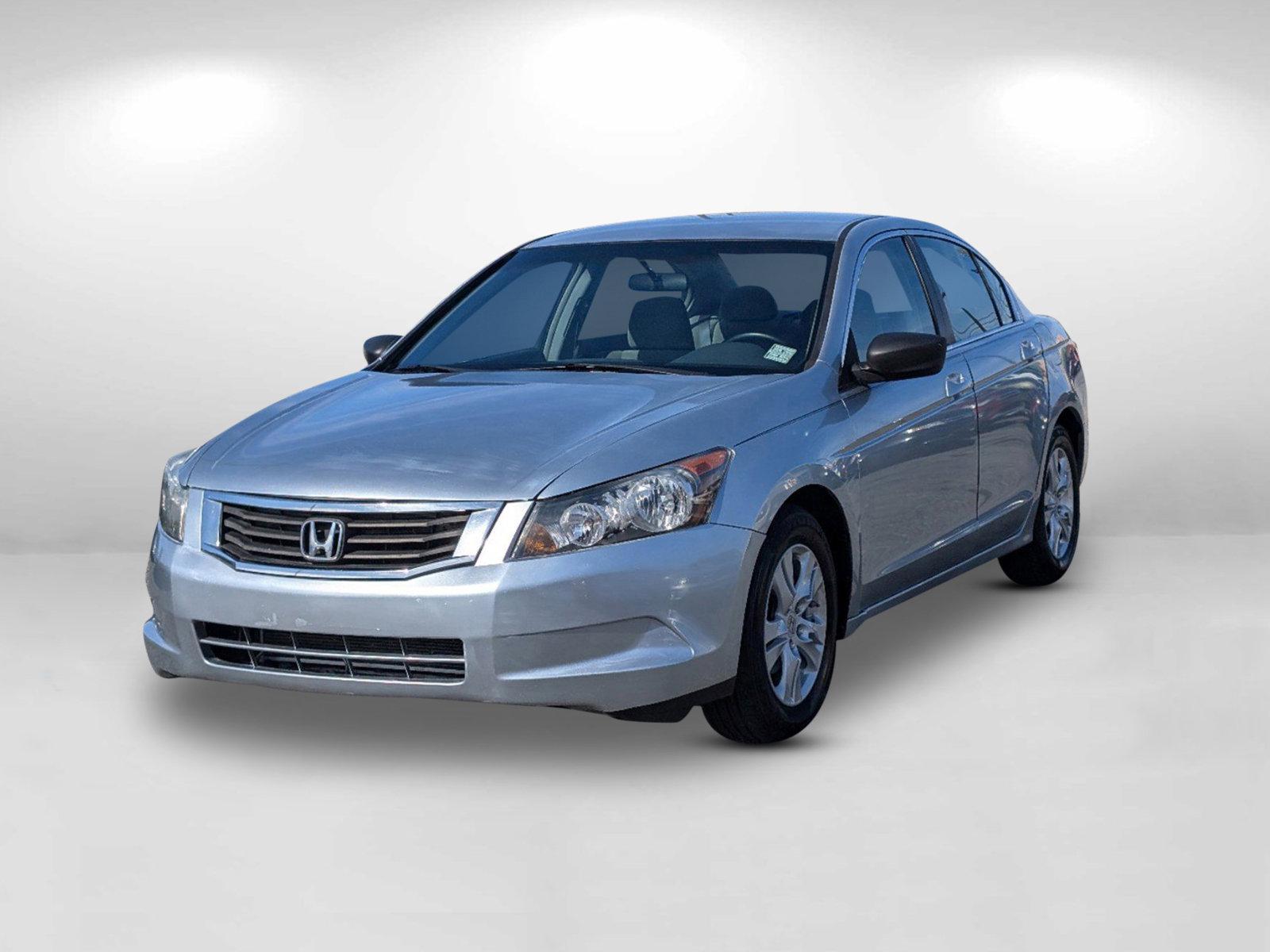 2009 Honda Accord Sdn LX-P (1HGCP26469A) with an Gas I4 2.4L/144 engine, 5-Speed Automatic transmission, located at 3959 U.S. 80 W, Phenix City, AL, 36870, (334) 297-4885, 32.469296, -85.135185 - 2009 Honda Accord Sdn LX-P - Photo#4