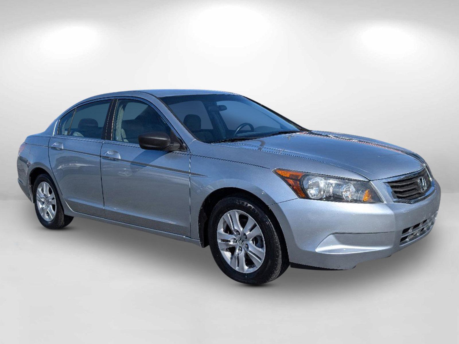 2009 Honda Accord Sdn LX-P (1HGCP26469A) with an Gas I4 2.4L/144 engine, 5-Speed Automatic transmission, located at 3959 U.S. 80 W, Phenix City, AL, 36870, (334) 297-4885, 32.469296, -85.135185 - 2009 Honda Accord Sdn LX-P - Photo#6