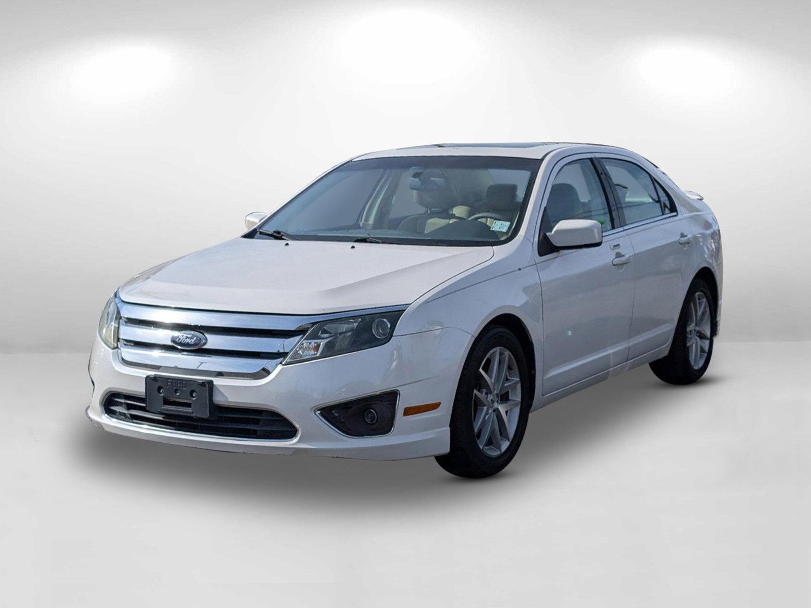 2010 Ford Fusion SEL (3FAHP0JA0AR) with an Gas I4 2.5L/152 engine, 6-Speed Automatic transmission, located at 3959 U.S. 80 W, Phenix City, AL, 36870, (334) 297-4885, 32.469296, -85.135185 - 2010 Ford Fusion SEL - Photo#16