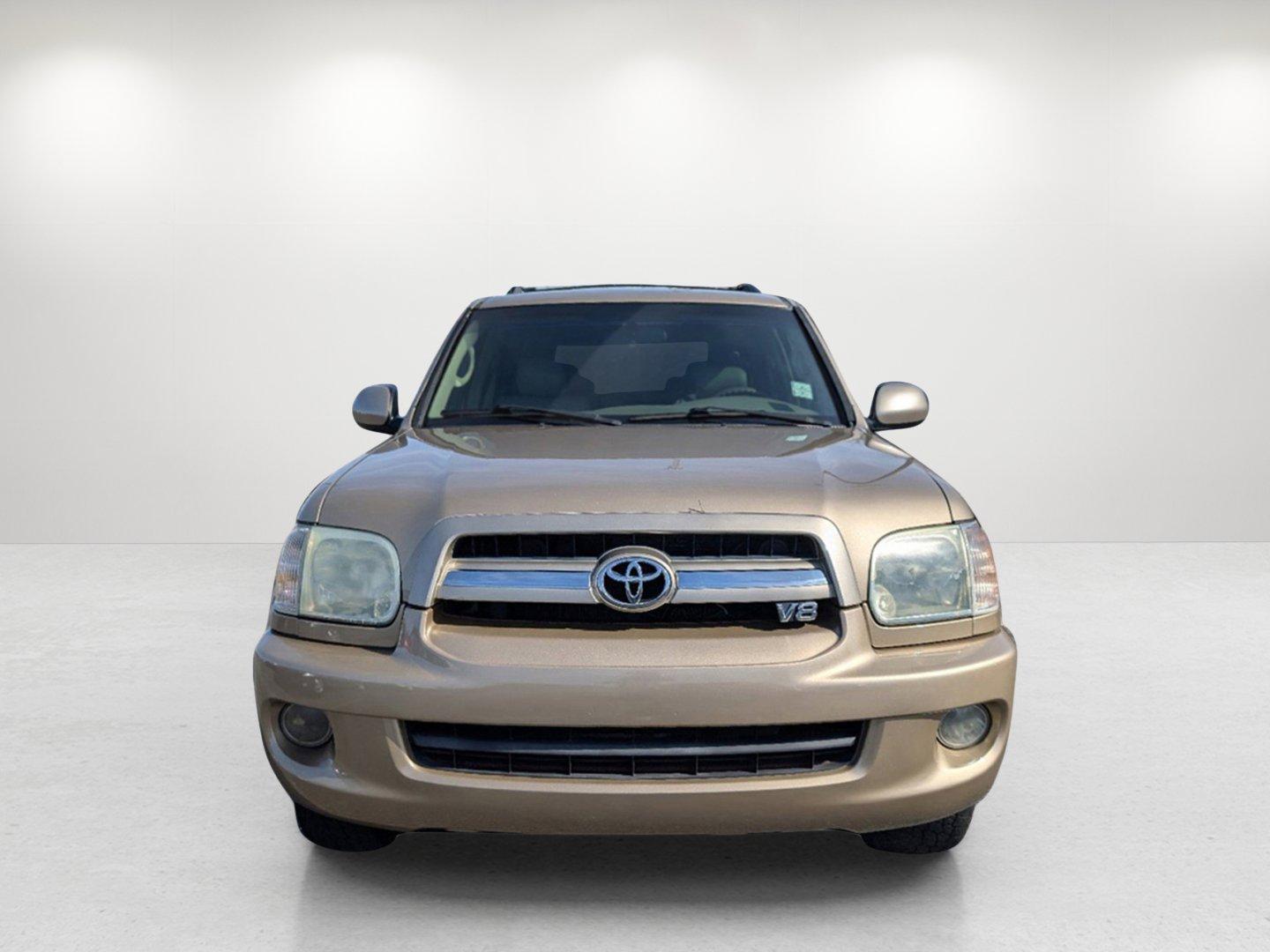 2005 Toyota Sequoia SR5 (5TDZT34A65S) with an Gas V8 4.7L/285 engine, 5-Speed Automatic w/OD transmission, located at 1430 Gateway Drive, Opelika, AL, 36801, (334) 239-0944, 32.637871, -85.409790 - 2005 Toyota Sequoia SR5 - Photo#1