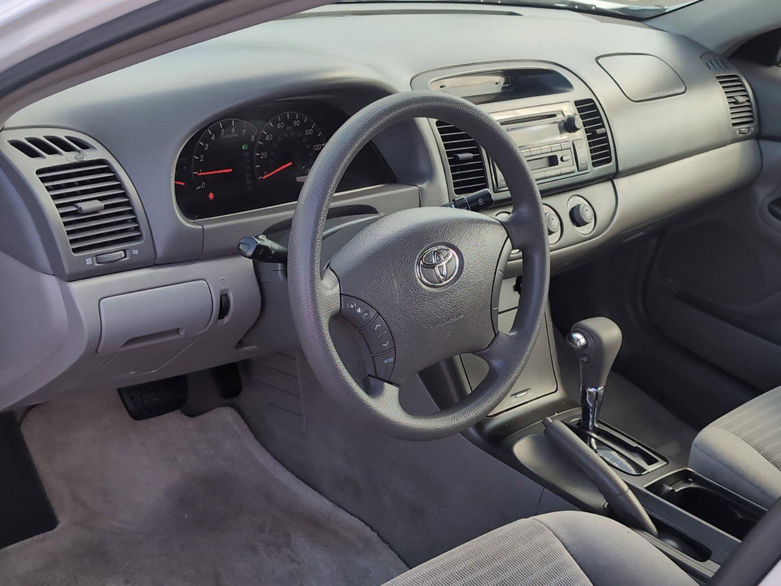 2005 Toyota Camry LE (4T1BE32K75U) with an Gas I4 2.4L/146 engine, 5-Speed Automatic w/OD transmission, located at 521 Old Farm Lane Rd, Prattville, AL, 36066, (334) 325-1505, 32.482460, -86.416367 - 2005 Toyota Camry LE - Photo#9