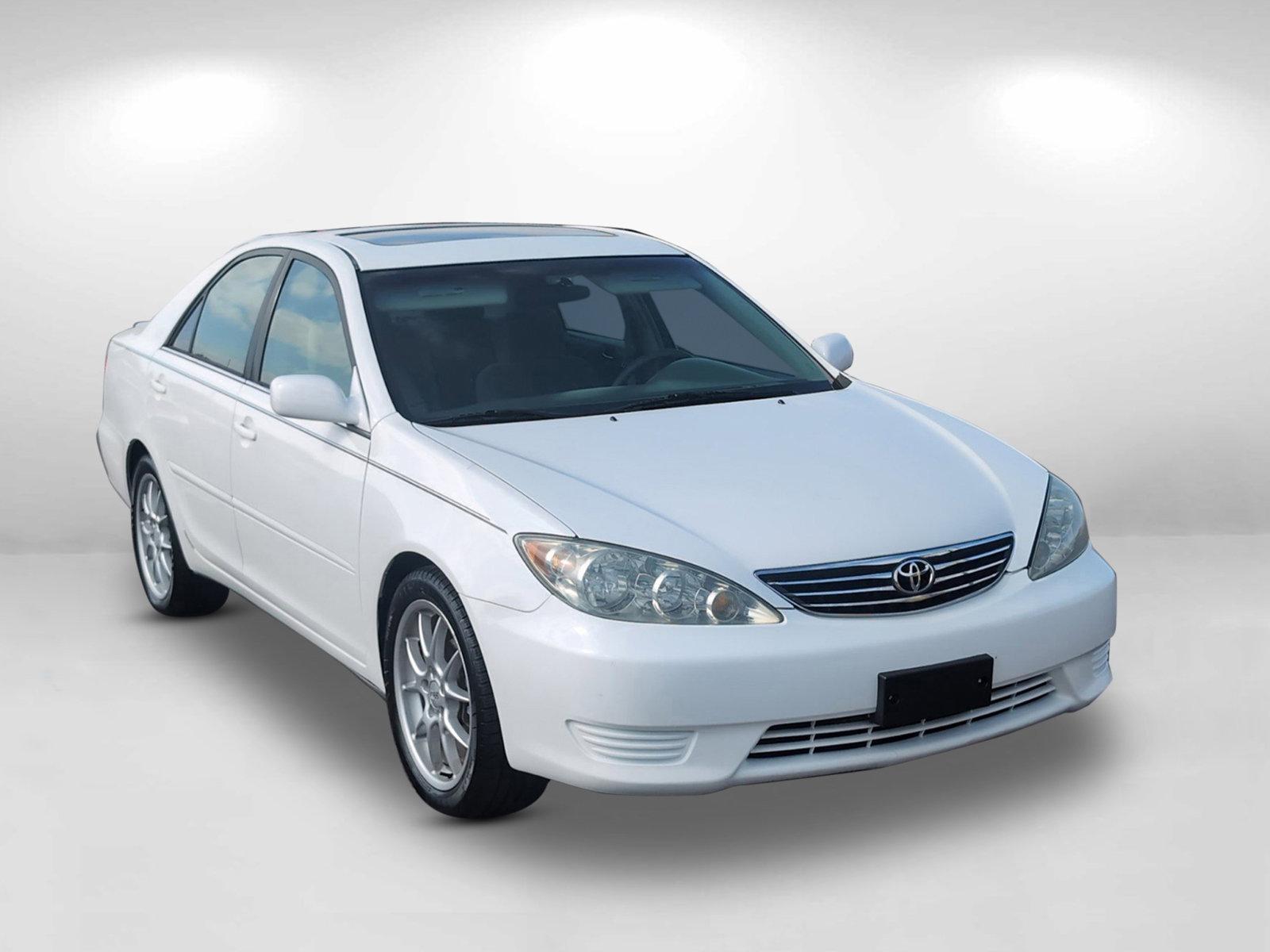 2005 Toyota Camry LE (4T1BE32K75U) with an Gas I4 2.4L/146 engine, 5-Speed Automatic w/OD transmission, located at 521 Old Farm Lane Rd, Prattville, AL, 36066, (334) 325-1505, 32.482460, -86.416367 - 2005 Toyota Camry LE - Photo#2