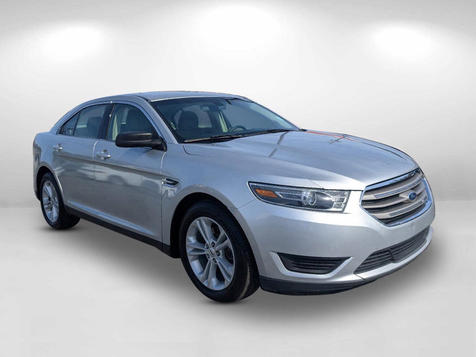 2016 Ford Taurus SE (1FAHP2D83GG) with an Regular Unleaded V-6 3.5 L/213 engine, 6-Speed Automatic w/OD transmission, located at 7000 Northlake Connector, Columbus, GA, 31904, (706) 987-8085, 32.524975, -84.978134 - 2016 Ford Taurus SE - Photo#2