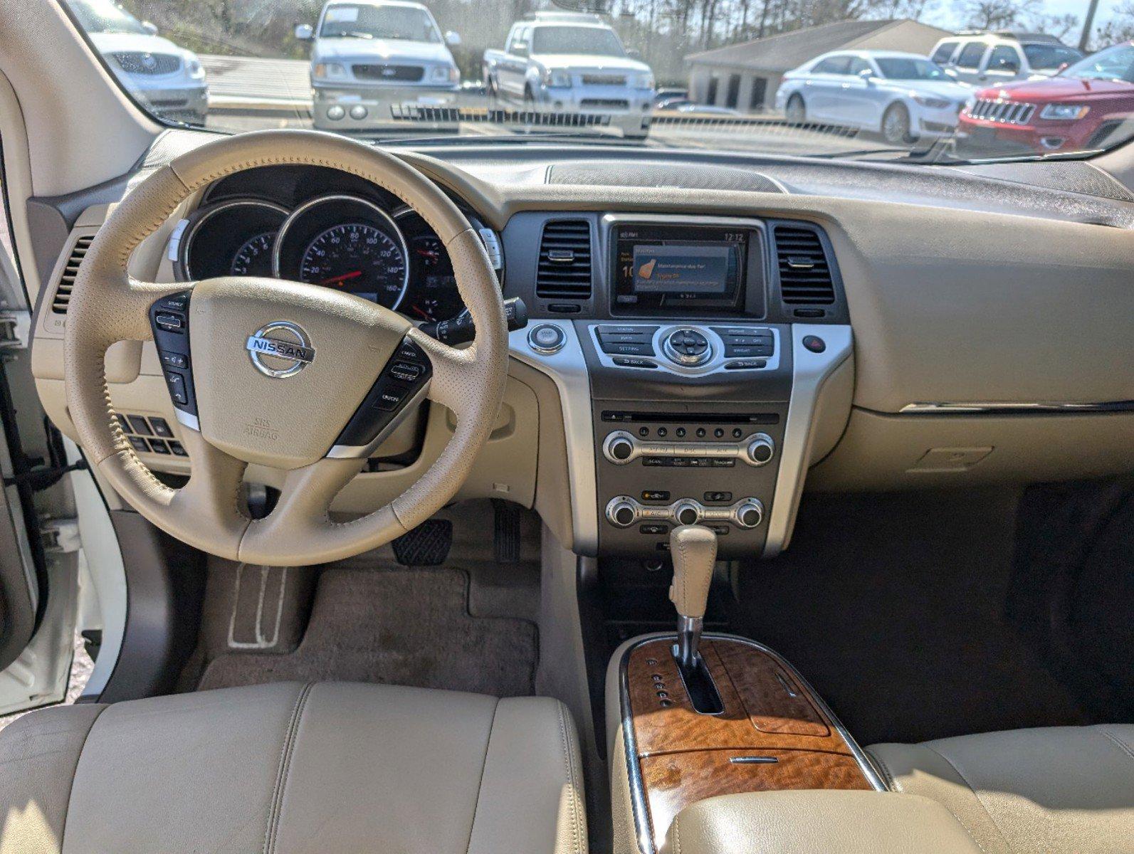 2011 /Beige Nissan Murano LE (JN8AZ1MW4BW) with an Gas V6 3.5L/ engine, 1-Speed Continuously Variable Ratio transmission, located at 7000 Northlake Connector, Columbus, GA, 31904, (706) 987-8085, 32.524975, -84.978134 - 2011 Nissan Murano LE - Photo#11