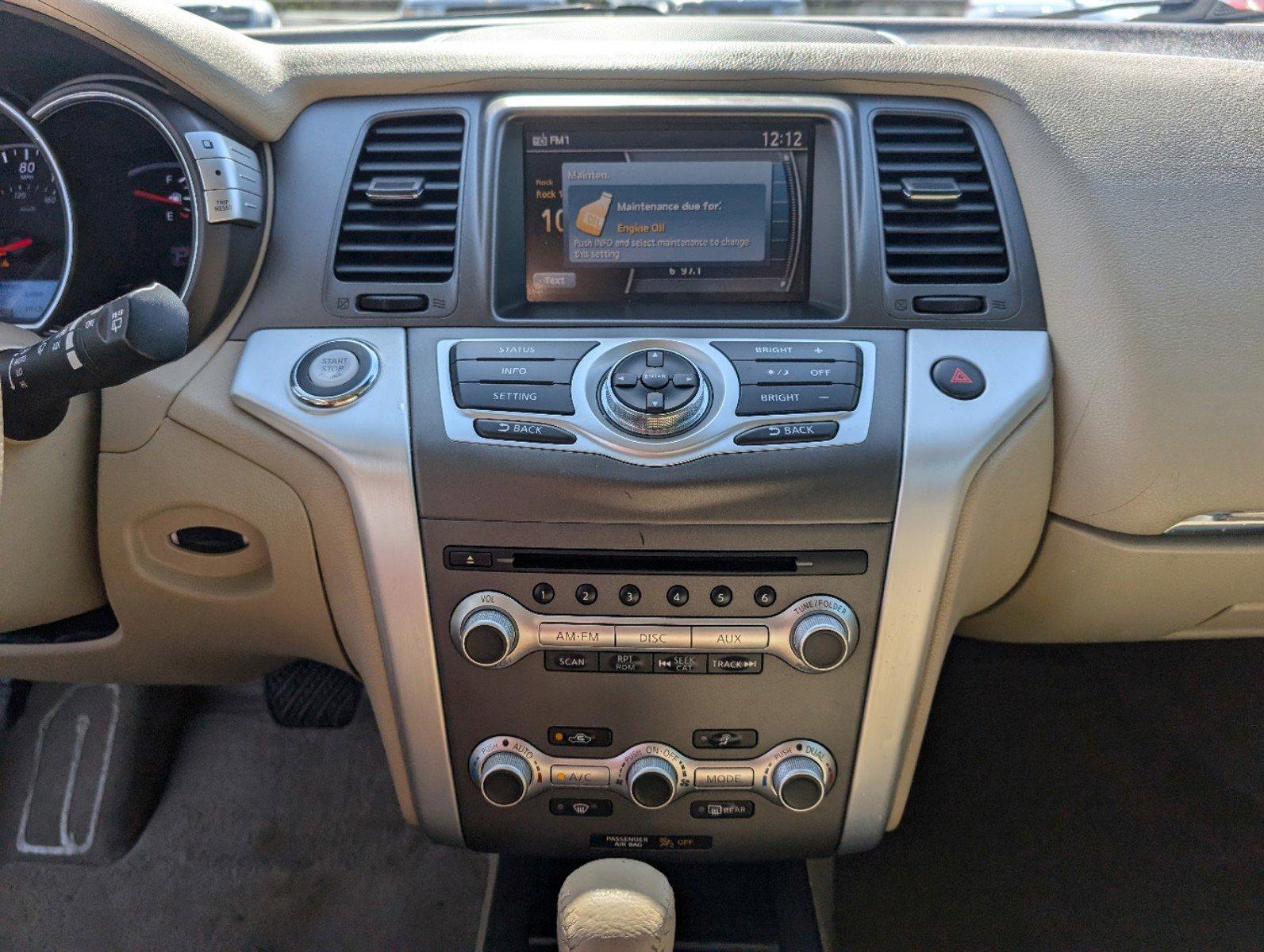 2011 /Beige Nissan Murano LE (JN8AZ1MW4BW) with an Gas V6 3.5L/ engine, 1-Speed Continuously Variable Ratio transmission, located at 7000 Northlake Connector, Columbus, GA, 31904, (706) 987-8085, 32.524975, -84.978134 - 2011 Nissan Murano LE - Photo#14