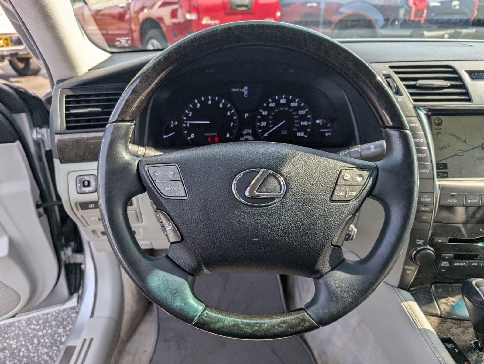 2008 Lexus LS 460 (JTHBL46F585) with an Gas V8 4.6L/281 engine, 8-Speed Automatic w/OD transmission, located at 3959 U.S. 80 W, Phenix City, AL, 36870, (334) 297-4885, 32.469296, -85.135185 - 2008 Lexus LS 460 - Photo#14