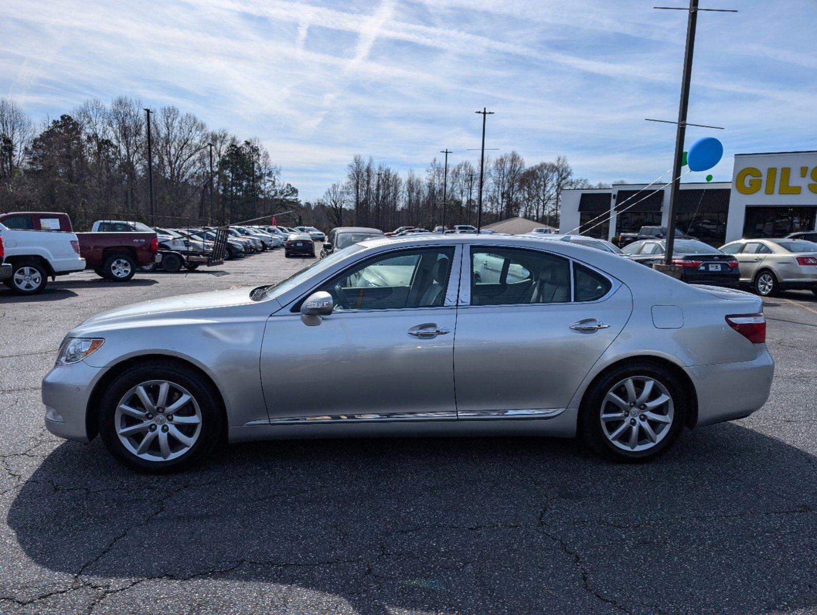 2008 Lexus LS 460 (JTHBL46F585) with an Gas V8 4.6L/281 engine, 8-Speed Automatic w/OD transmission, located at 3959 U.S. 80 W, Phenix City, AL, 36870, (334) 297-4885, 32.469296, -85.135185 - 2008 Lexus LS 460 - Photo#7