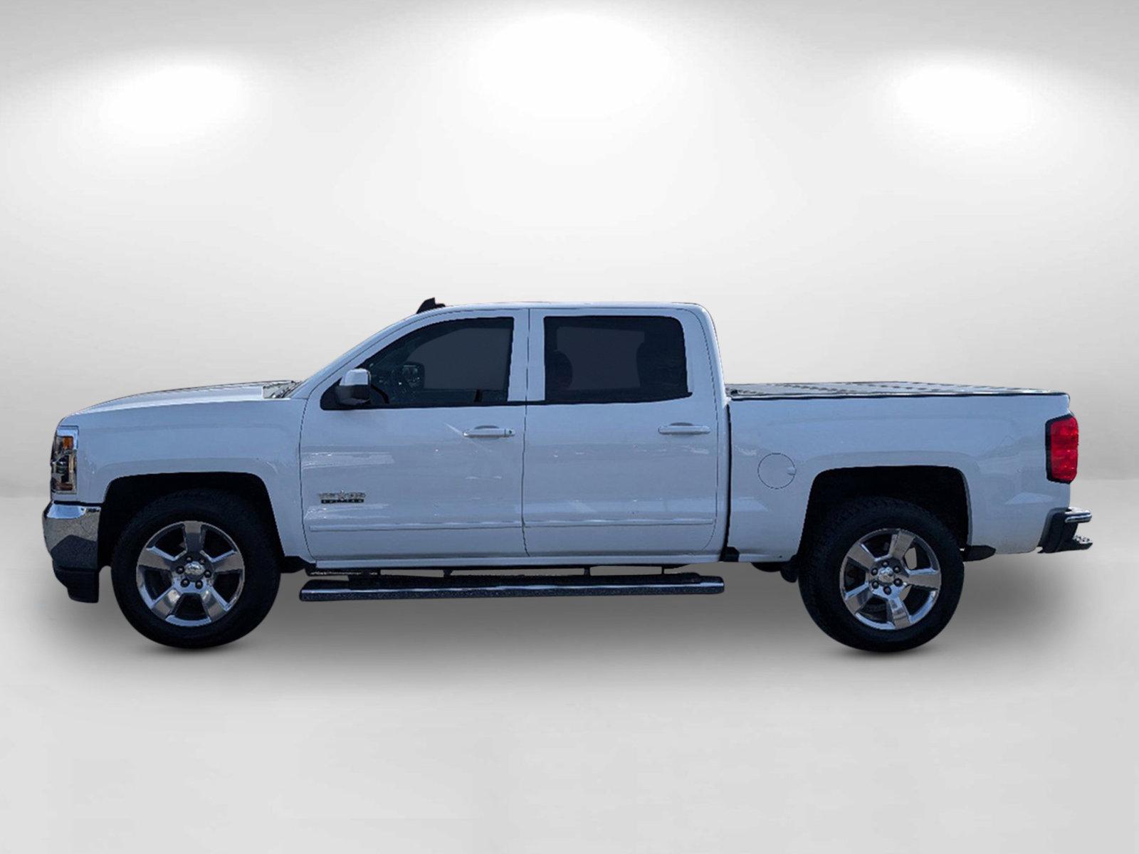 2017 /Jet Black Chevrolet Silverado 1500 LT (3GCPCREC9HG) with an Gas V8 5.3L/325 engine, 6-Speed Automatic transmission, located at 3959 U.S. 80 W, Phenix City, AL, 36870, (334) 297-4885, 32.469296, -85.135185 - 2017 Chevrolet Silverado 1500 LT - Photo#10