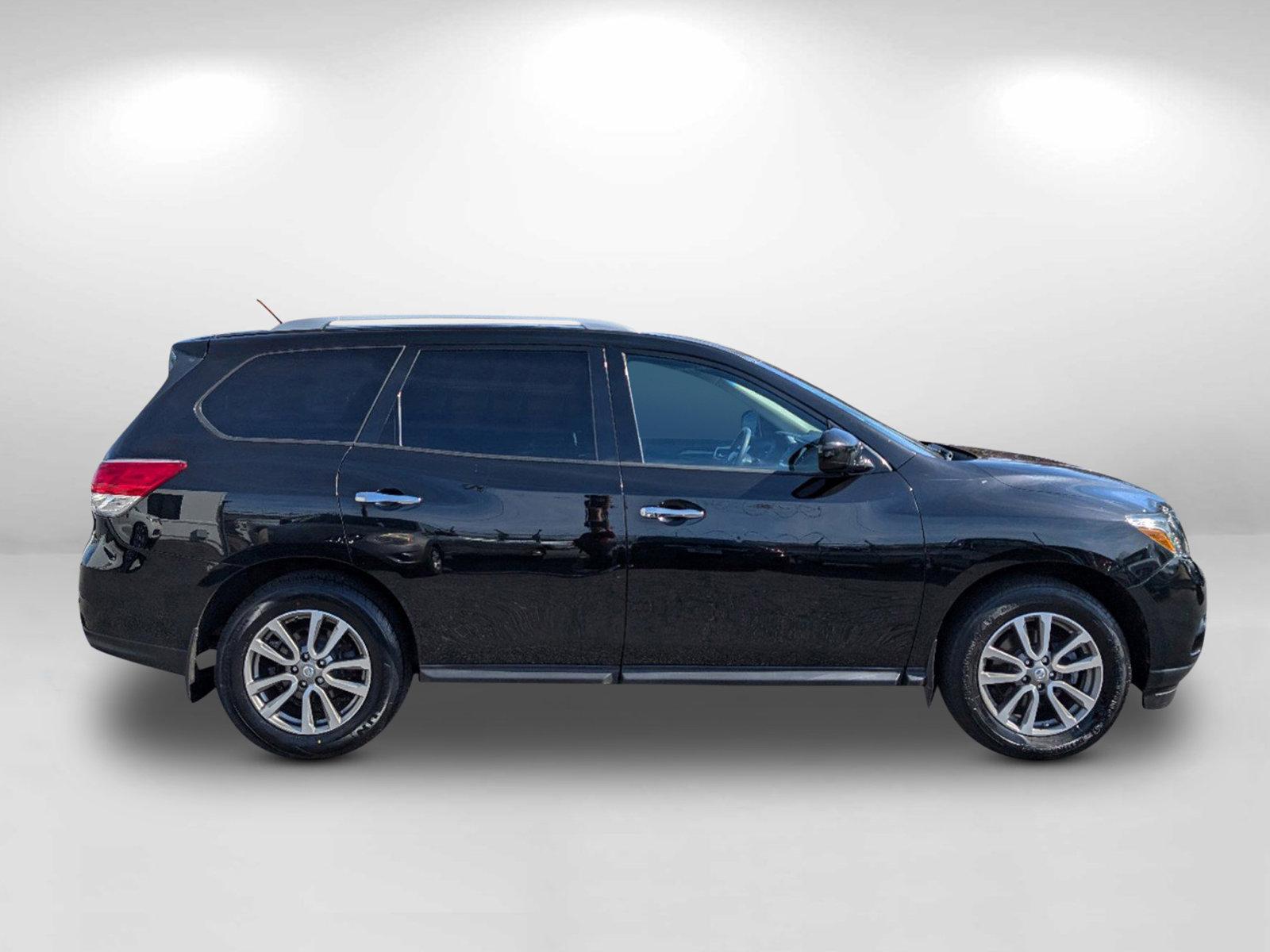 2016 /Charcoal Nissan Pathfinder S (5N1AR2MM1GC) with an Regular Unleaded V-6 3.5 L/213 engine, 1-Speed CVT w/OD transmission, located at 5115 14th Ave., Columbus, GA, 31904, (706) 323-0345, 32.511494, -84.971046 - 2016 Nissan Pathfinder S - Photo#7