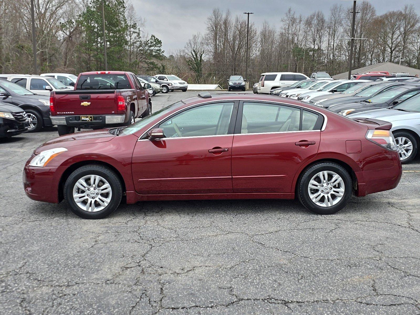 2012 /Blonde Nissan Altima 2.5 SL (1N4AL2AP9CC) with an Gas I4 2.5L/ engine, 1-Speed Continuously Variable Ratio transmission, located at 3959 U.S. 80 W, Phenix City, AL, 36870, (334) 297-4885, 32.469296, -85.135185 - 2012 Nissan Altima 2.5 SL - Photo#7