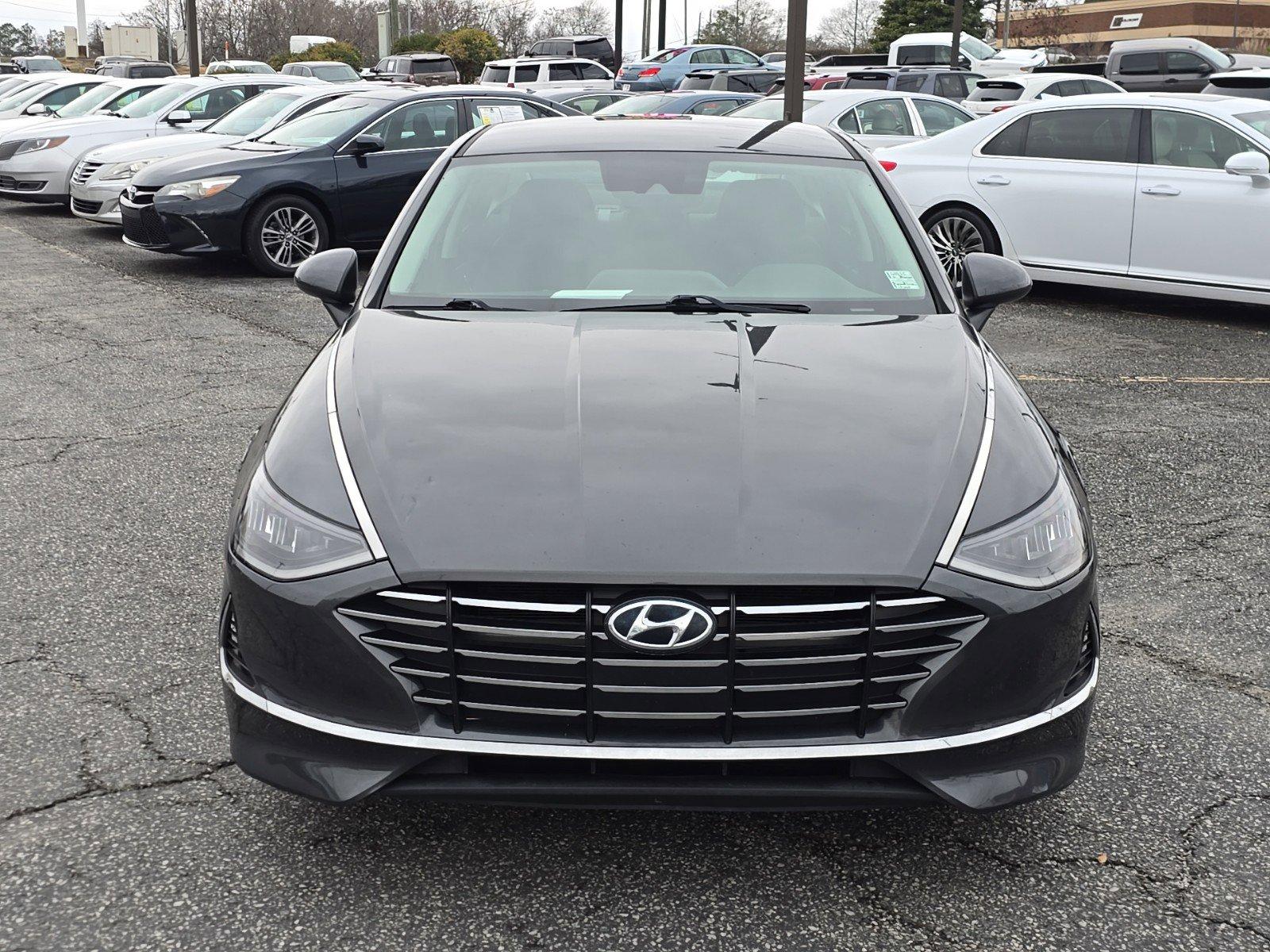 2021 /Black Hyundai Sonata SE (5NPEG4JA9MH) with an Regular Unleaded I-4 2.5 L/152 engine, 8-Speed Automatic w/OD transmission, located at 1430 Gateway Drive, Opelika, AL, 36801, (334) 239-0944, 32.637871, -85.409790 - 2021 Hyundai Sonata SE - Photo#1