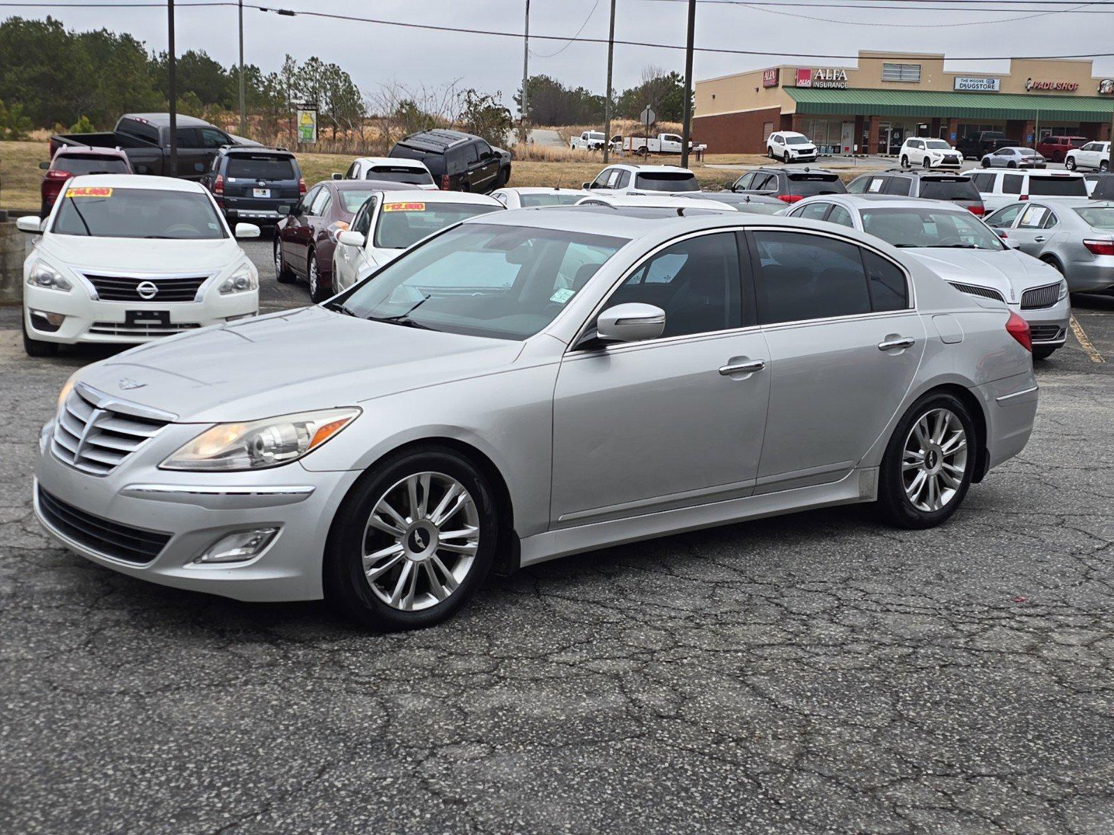 photo of 2013 Hyundai Genesis 3.8L