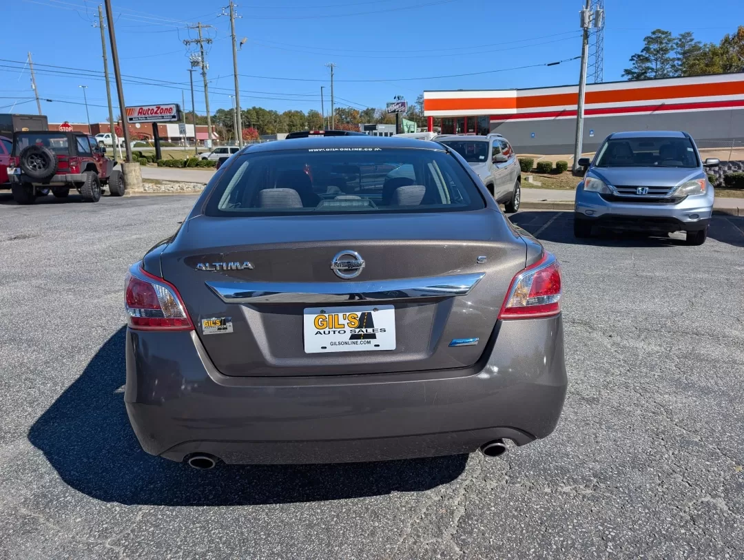 2013 /Charcoal Nissan Altima 2.5 S (1N4AL3AP0DC) with an Other engine, located at 3959 U.S. 80 W, Phenix City, AL, 36870, (334) 297-4885, 32.469296, -85.135185 - 2013 Nissan Altima 2.5 S - Photo#5